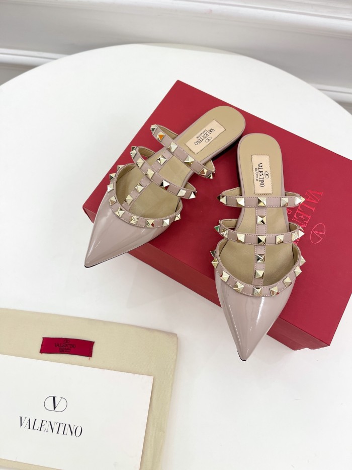 Valentino Women Shoes Mule Sandals Pointed Toe Slippers ROMAN STUD SLIDE SANDAL IN QUILTED NAPPA with Original Box Whatsapp 