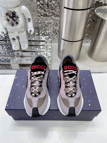 Gucci Mens Shoes Boots Luxury Brand Fashion Men's Gucci Run sneaker in suede with Original Box Whatsapp 
