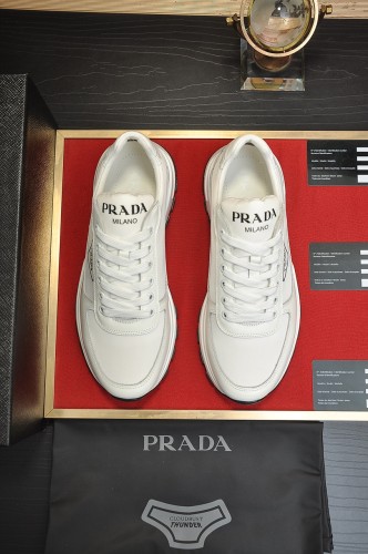 Prada Mens Shoes Casual Luxury Brand Breathable Sneakers with Original Box