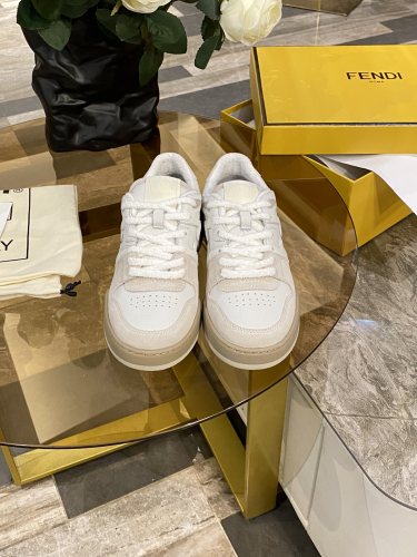 Fendi Mens Shoes Fashion Sneakers Luxury Brand Casual Fendi Trainer Sneakers Match Basse Shoes for Men with Original Box