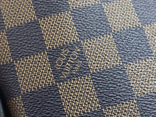 Louis Vuitton Womens Clutch Make Up Bags Luxury Fashion Type Designer LV COSMETIC POUCH GM with Original Box M47353