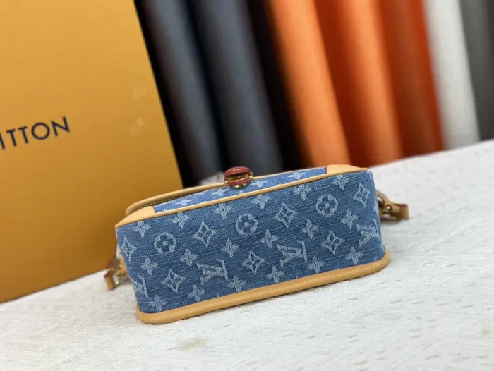 Louis Vuitton Womens Bags Luxury Brand DIANE M45985 Monogram coated canvas with Original Box