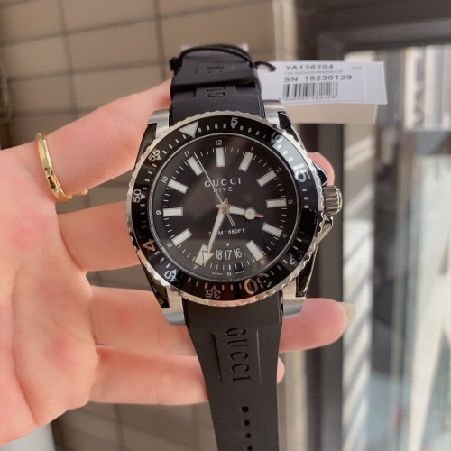 Gucci Watch026