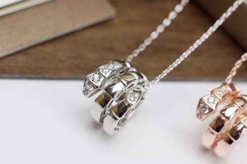 Bvlgari Luxury Womens Necklace
