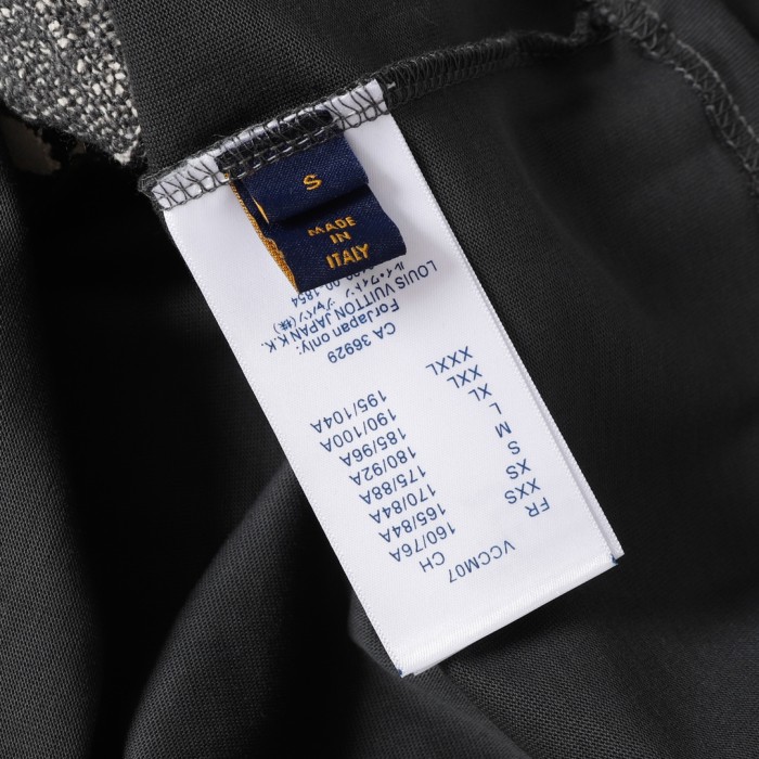Louis Vuitton Luxury Brand Men Womens Short Sleeve T-Shirt   