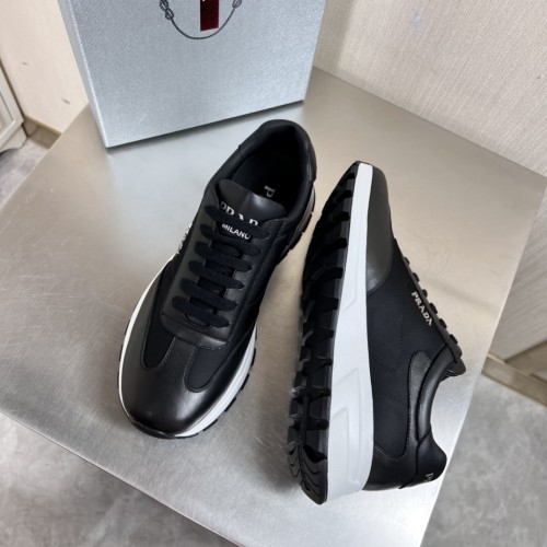 Prada Mens Shoes Casual Luxury Brand Breathable Sneakers with Original Box