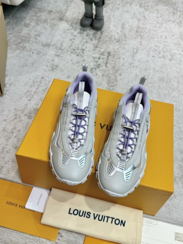 Louis Vuitton Womens Shoes Sneakers Lace-Up Luxury Brand Fashion LV Discovery Lace Up Sneaker with Original Box  