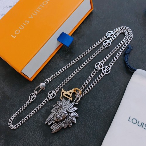 Louis Vuitton Luxury Men Womens Necklace