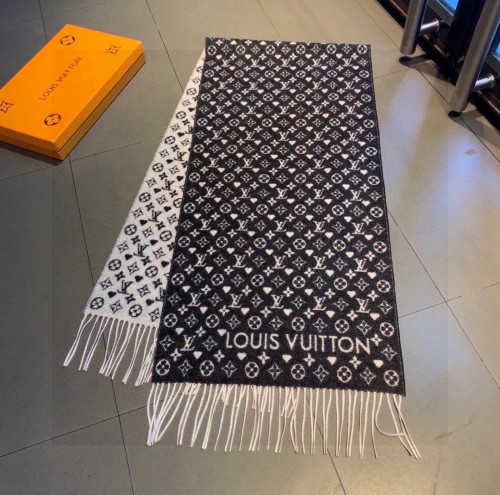 Louis Vuitton Scarves Men Womens Fashion Scarf with Original Box   