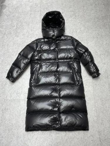 Moncler Design Womens Winter Windprood Down Jackets Keep Warm 90% White Duck Down Long Coats