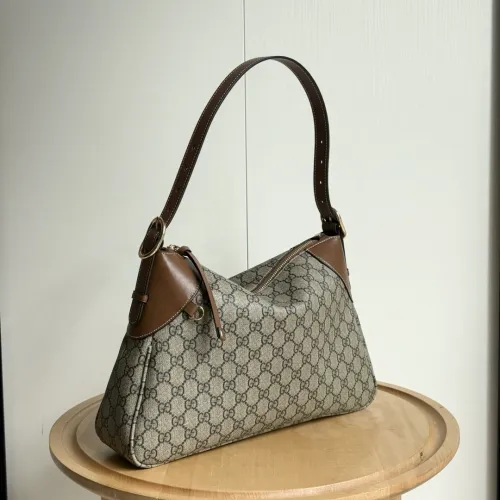 Gucci Mens Bags Shoulder Bag Design Luxury Brand GG EMBLEM LARGE SHOULDER BAG 815217 FAD6L 9758   