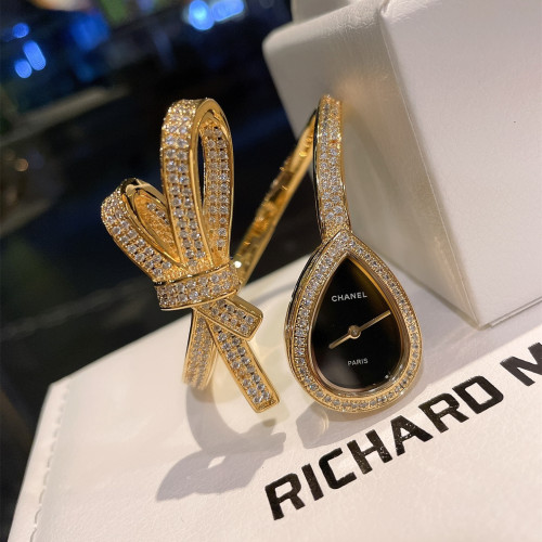 Chanel Womens Watch072