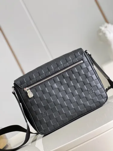 Louis Vuitton Mens Bags Messenger Bag Luxury Brand DISTRICT PM Damier Infini coated canvas Shoulder Bags for Men with Original Box N42711  
