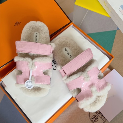 Hermes Womens Mens Unisex Shoes Winter Wool Extra Slippers Sandals Casual Fashion Sandals Luxury Brand with Original Box Whatsapp 