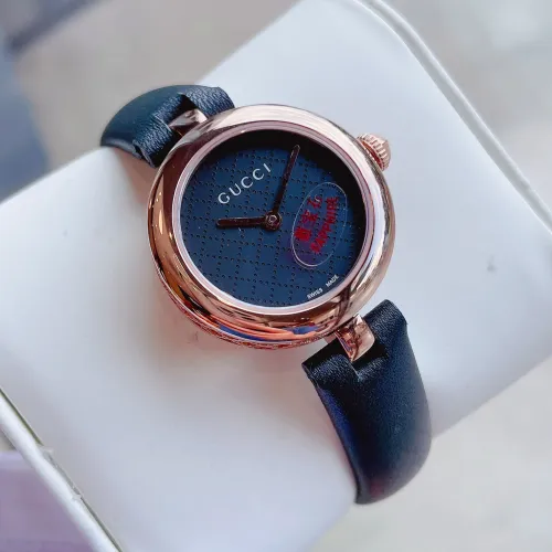 Gucci Watch040