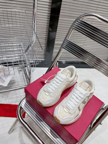 Valentino Womens Shoes Sneakers Leather Luxury Brand Women Rockstud Untitled Shoes with Original Box Whatsapp 