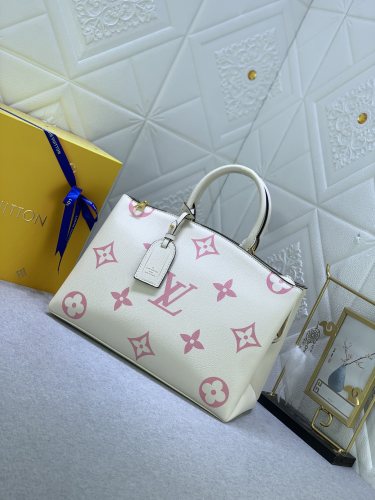 Louis Vuitton Womens Bag Shoulder Messenger Bags Luxury Brand Fashion Grand Palais M45811