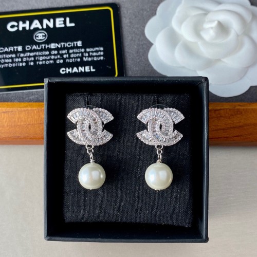 Chanel Luxury Womens Earrings