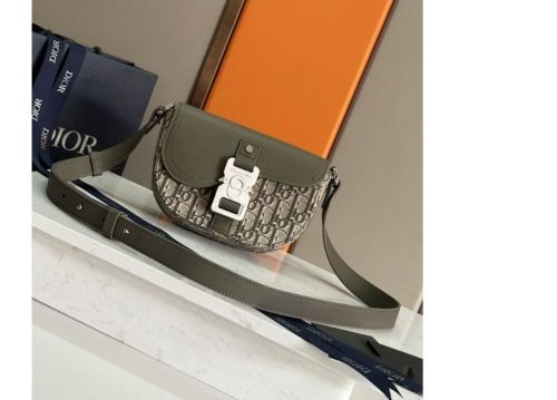 Dior Womens Mens Bag Saddle Bag Luxury Brand DIOR HIT THE ROAD BAG WITH STRAP with Original Box  