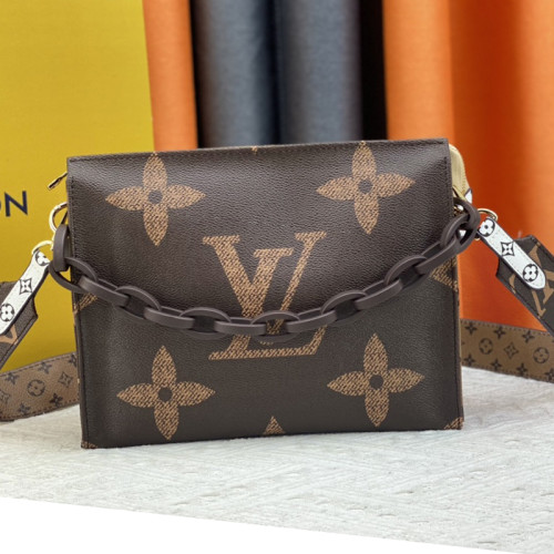 Louis Vuitton Mens Womens Unisex Bags Clutch Luxury Brand Fashion Type Pochette Voyage M47545 with Original Box
