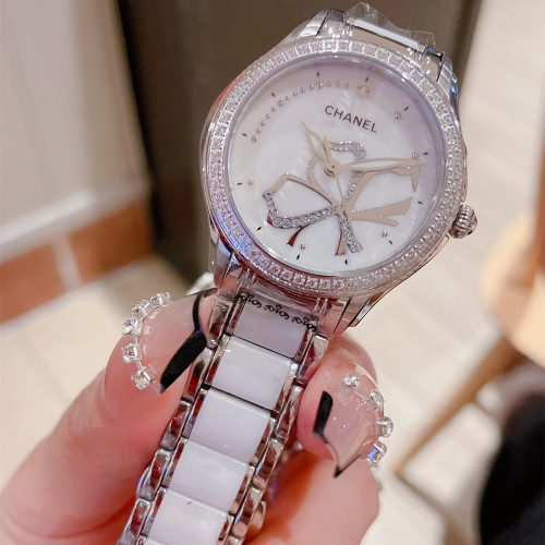 Chanel Womens Watch051