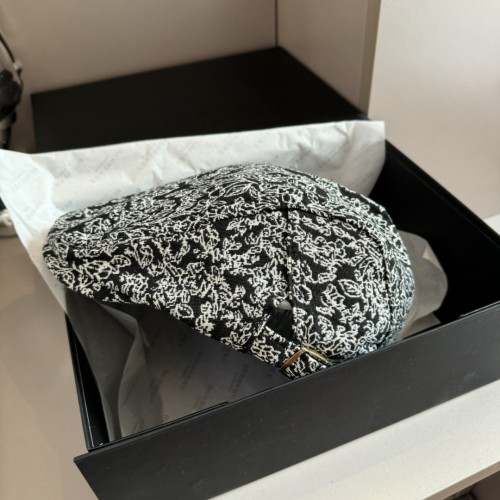 Burberry Womens Cap Beret Hat Painter's cap Luxury Brand with Original Box  