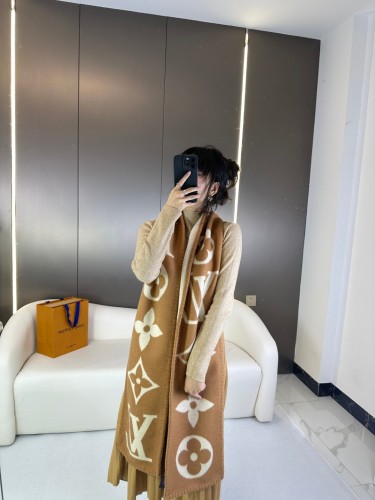 Louis Vuitton Scarves Men Womens Fashion Scarf with Original Box   