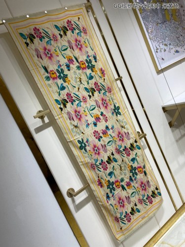 Gucci Scarves Womens Fashion Scarf117