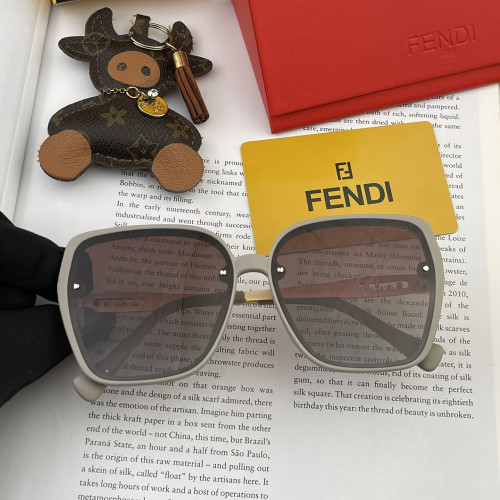 Fendi Sunglasses Luxury Brand Womens Sunglasses with Original Box  FD8606