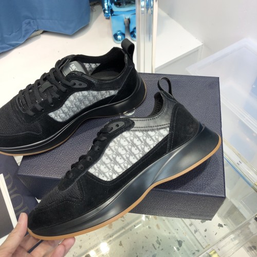Dior Mens Shoes Luxury Sneakers B25 RUNNER SNEAKER Black Suede with White Technical Mesh and Black Dior Oblique Canvas with Original Box 3SN283YUH_H900