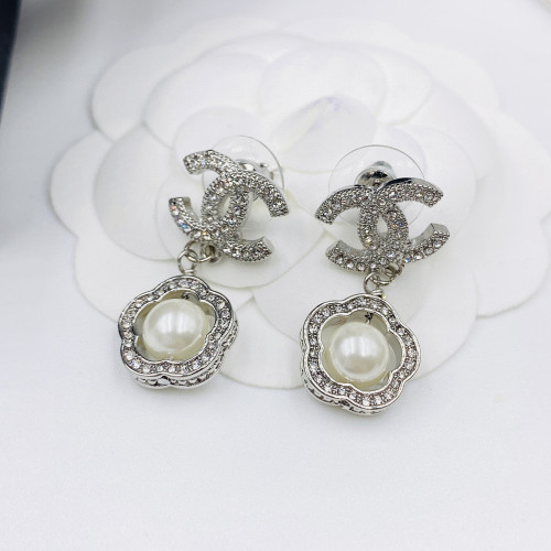 Chanel Luxury Womens Earrings