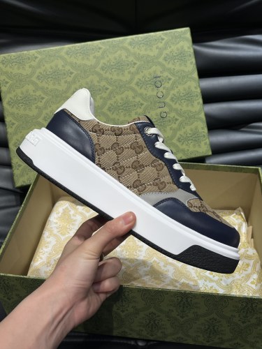 Gucci Mens Shoes Sneakers Luxury Brand Fashion Men's Gucci Re-Web trainer in leather with Original Box Whatsapp 