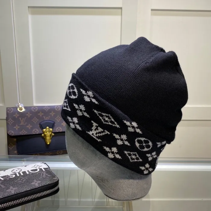 Louis Vuitton Womens Mens Cap Knit Hat Luxury Brand with Original Box  