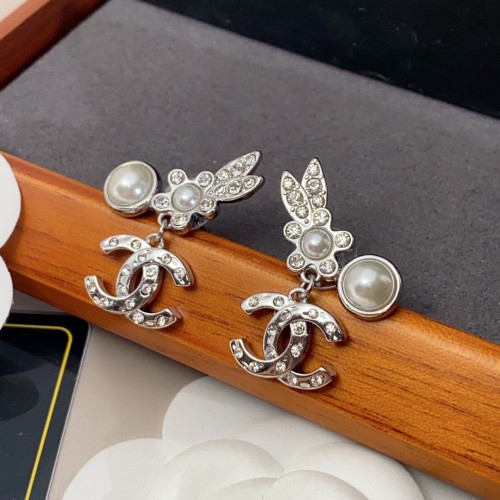 Chanel Luxury Womens Earrings