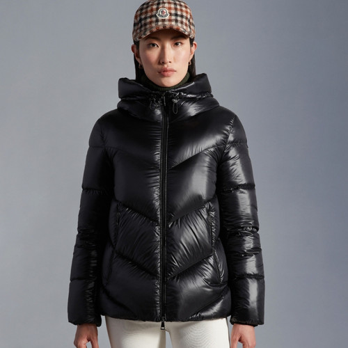 Moncler Design Womens Winter Windprood Down Jackets Keep Warm 90% White Duck Down