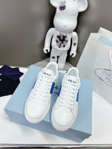 Prada Womens Shoes Casual Luxury Brand Breathable Prada sneakers with Original Box