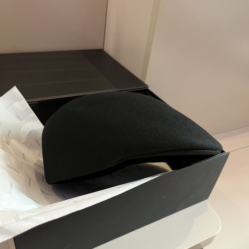 Loewe Womens Beret Hat Luxury Brand Design Loewe Hats with Original Box  