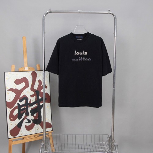 Louis Vuitton Luxury Brand Men Womens Short Sleeve T-Shirt   