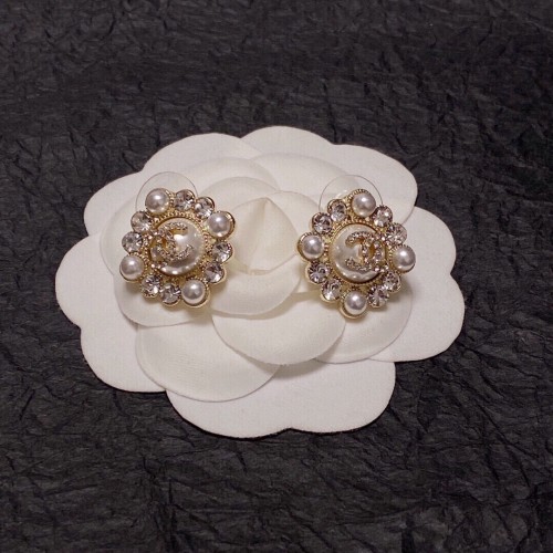 Chanel Luxury Womens Earrings