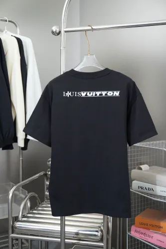 Louis Vuitton Luxury Brand Men Womens Short Sleeve T-Shirt Graphic Cotton T-Shirt   