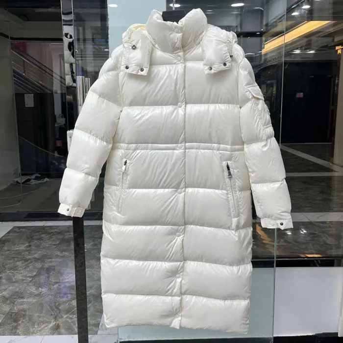 Moncler Design Womens Winter Windprood Down Jackets Keep Warm 90% White Duck Down Long Coats