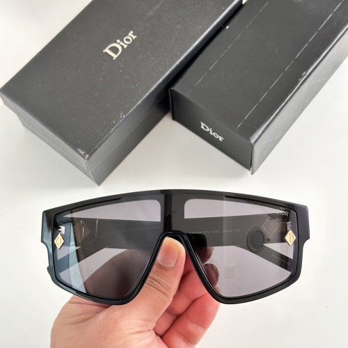 Dior Sunglasses Luxury Brand Men Womens Sunglasses with Original Box  CD CHAIN M1U