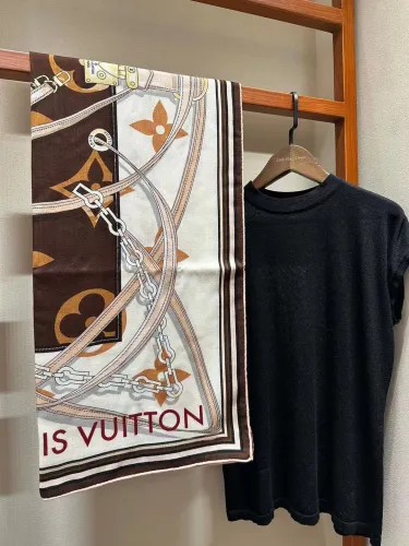 Louis Vuitton Scarves Womens Fashion Scarf with Original Box   