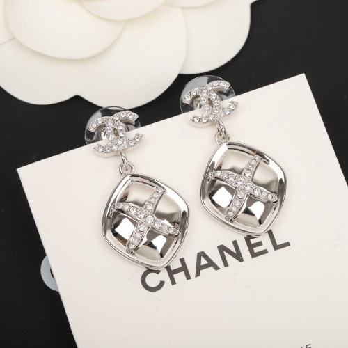 Chanel Luxury Womens Earrings