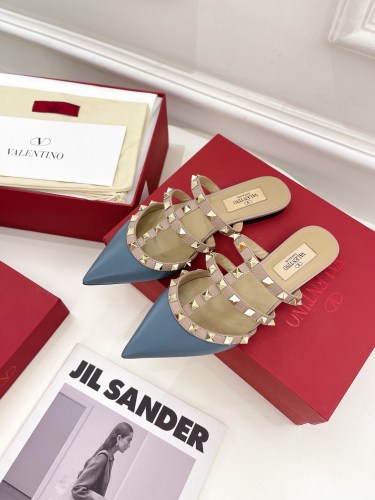 Valentino Women Shoes Mule Sandals Pointed Toe Slippers ROMAN STUD SLIDE SANDAL IN QUILTED NAPPA with Original Box Whatsapp 