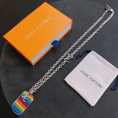 Louis Vuitton Luxury Men Womens Necklace