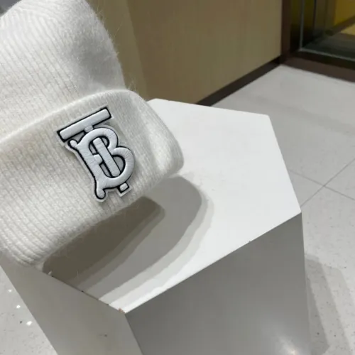 Burberry Womens Mens Cap Knit Hat Luxury Brand with Original Box  