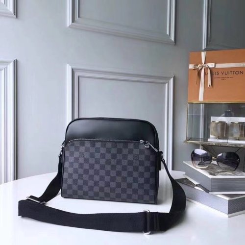 Louis Vuitton Mens Bags Shoulder Bag Luxury Brand Fashion Dayton Reporter PM shoulder bag N41408 with Original Box  