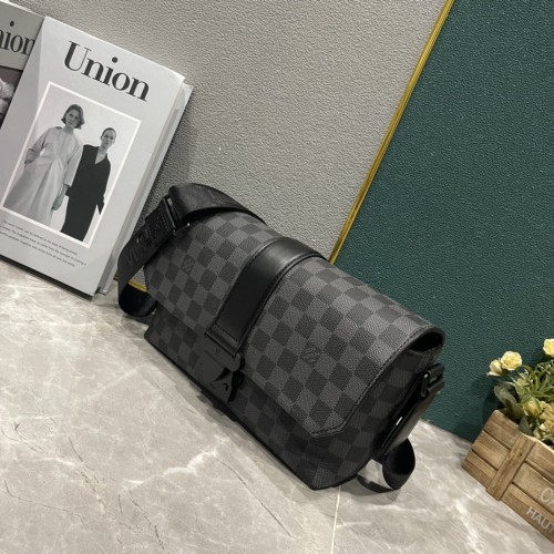 Louis Vuitton Womens Mens Unisex Bags S-Cape Messenger Luxury Brand Fashion Type M46794  