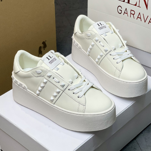 Valentino Womens Shoes Sneakers Leather Luxury Brand Women Rockstud Untitled Shoes with Original Box Whatsapp 